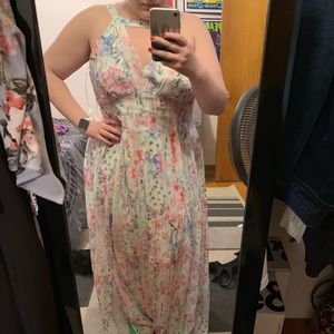 City chic size 16 (s) Maxi Dreamy Floral
